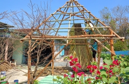 Đơn vị thi công chòi lá miền Tây giá rẻ 