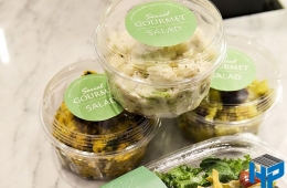 In decal thực phẩm TPHCM giá tốt, in nhanh, nhận hàng đúng hẹn