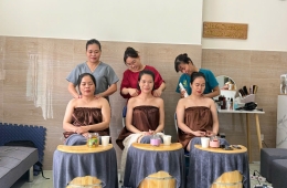 Khóa học chăm sóc mẹ và bé TPHCM giảng viên tận tâm