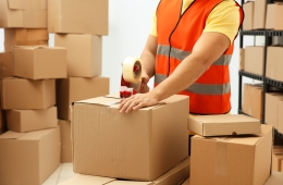 Thùng carton gói hàng chắc chắn cho đóng gói và vận chuyển